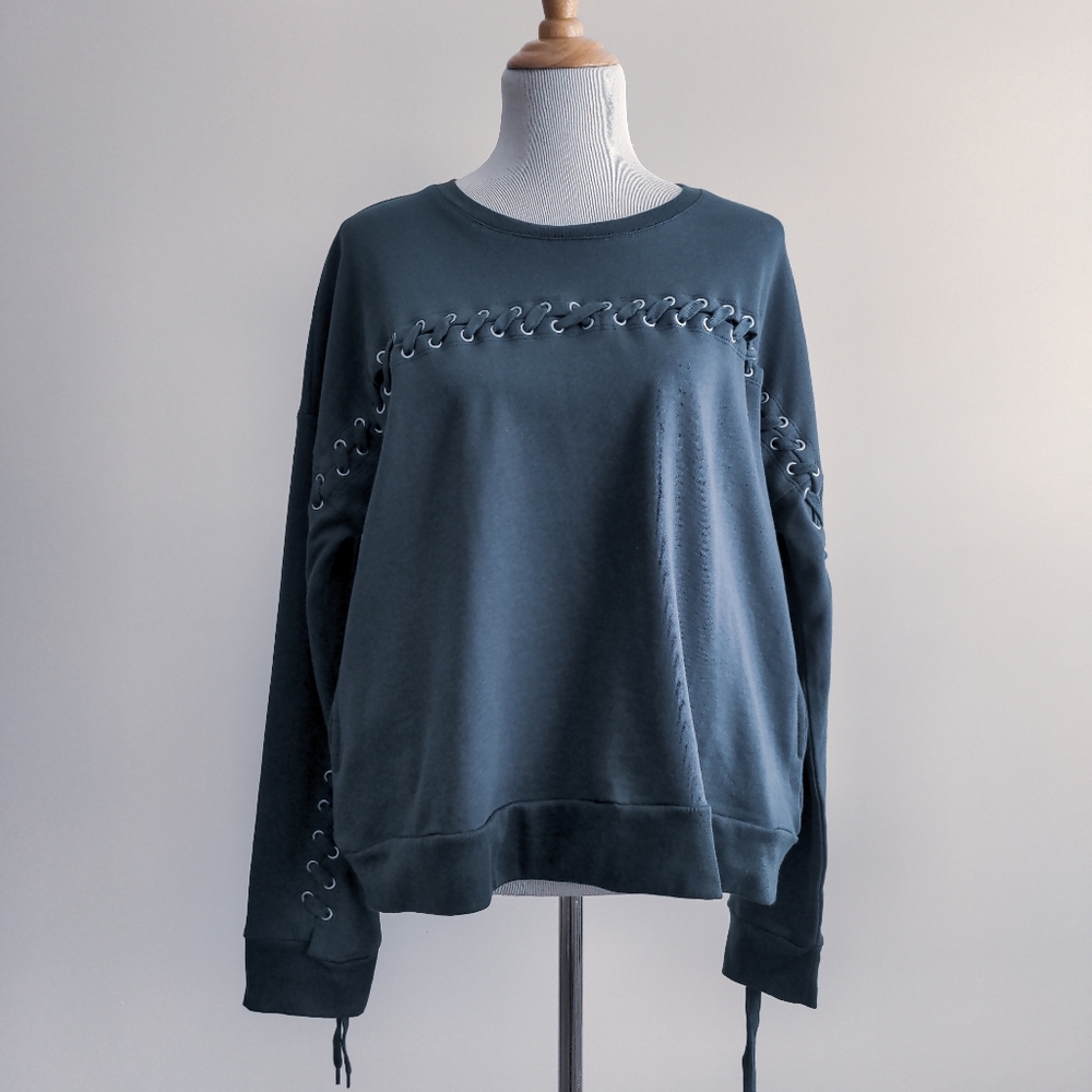 THE CLOTHING COMPANY Lace Up Sweatshirt Blue L